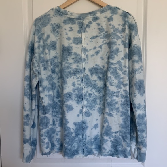 New Directions Studio Distressed Raw Hem Tie-Dye Top Blue/White M - Picture 4 of 6